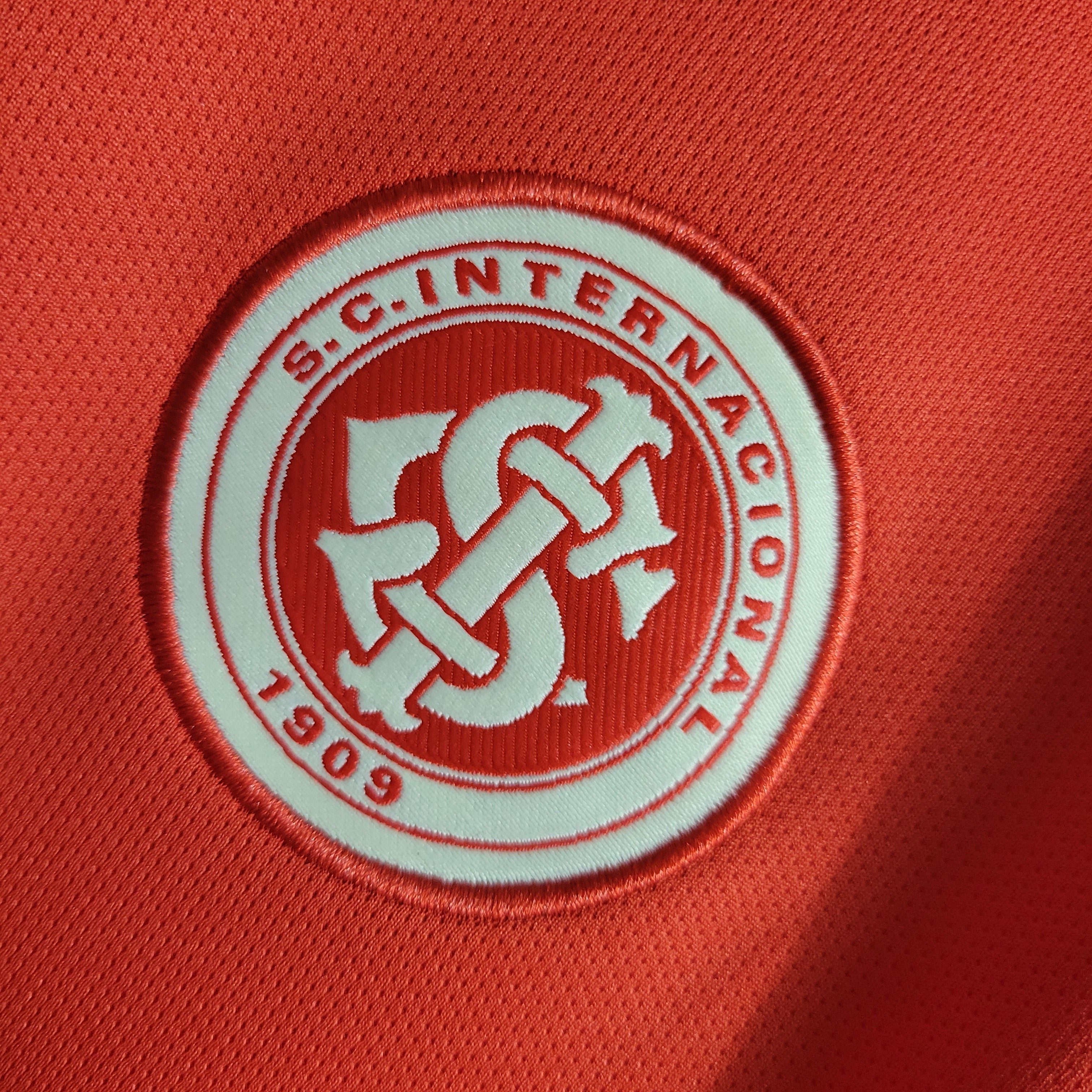 Camisa Internacional Titular 22/23 - Versão Feminina