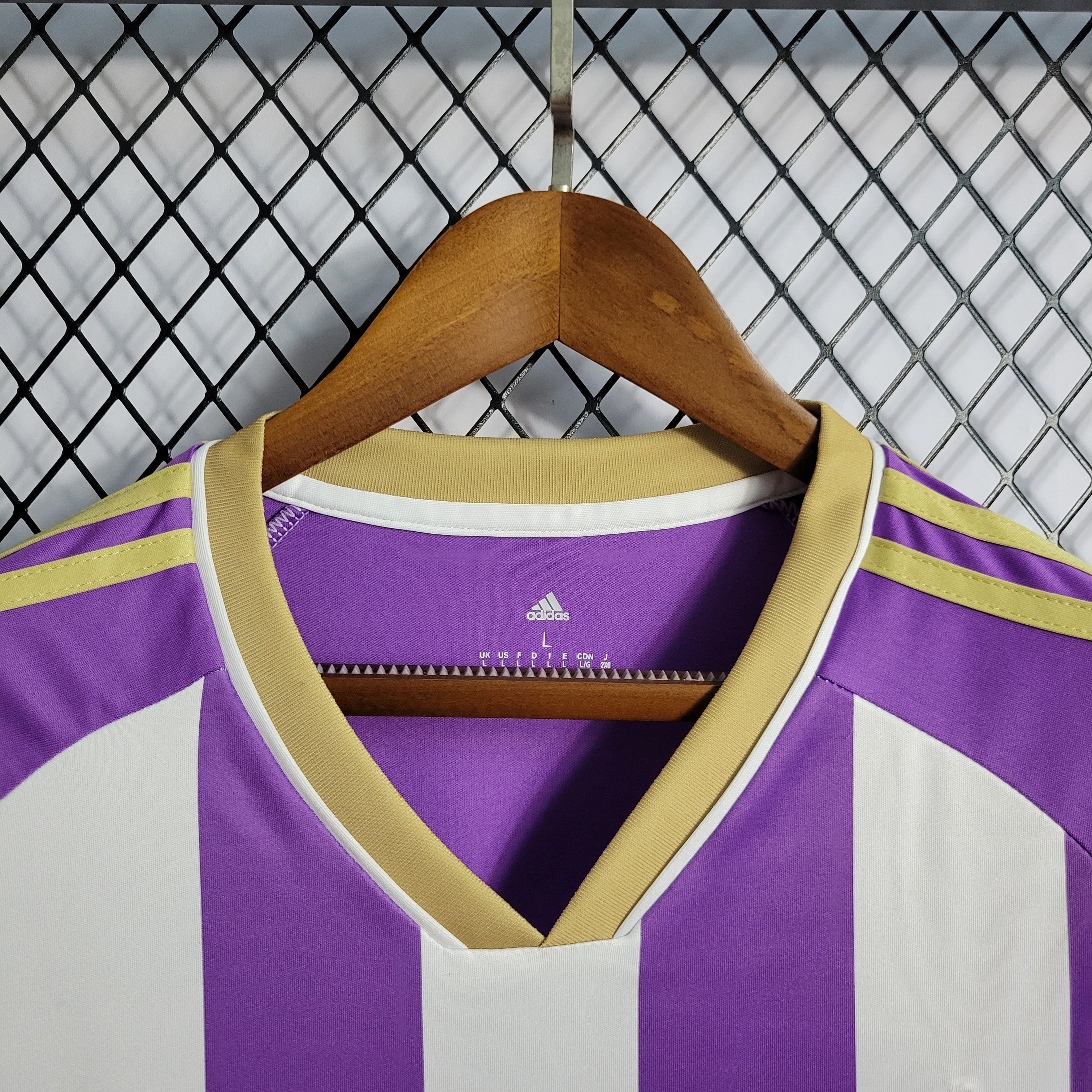 Camisa Real Valladolid Titular 22/23 - Versão Torcedor