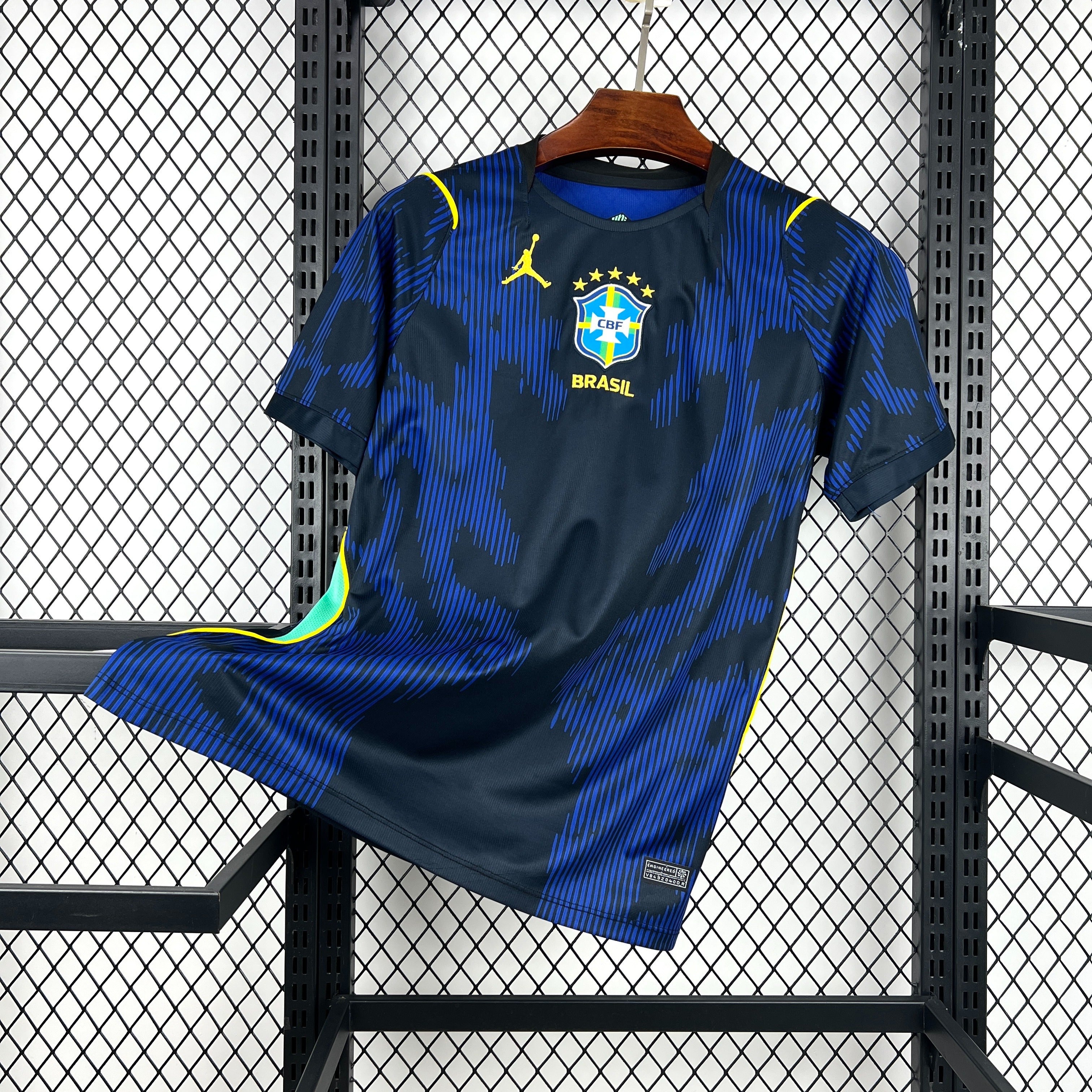 Camisa Copa do Mundo 2026 - Brasil Reserva
